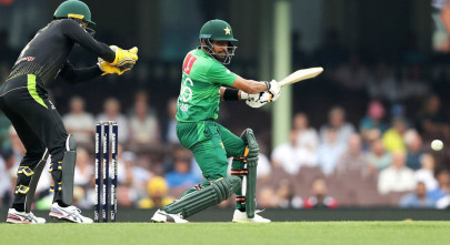 babar sets multiple records in first australia pakistan t20i
