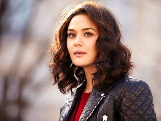 preity zinta shows off her pashto skills yet again