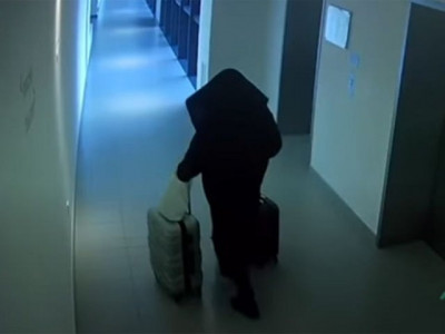 watch man dressed as a woman steals dh3 million watch man dressed as a woman steals dh3 million