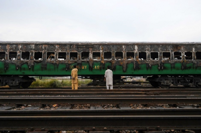 tezgam tragedy six railway officials suspended tezgam tragedy six railway officials suspended