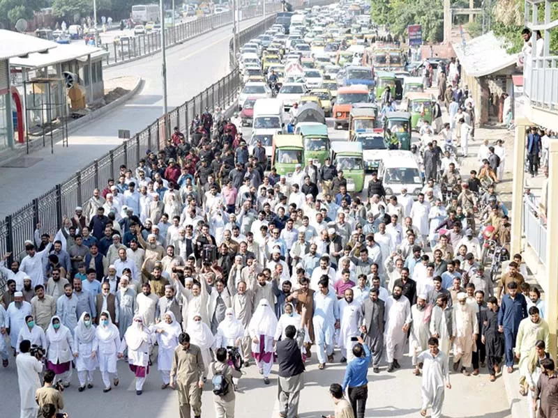 protesting doctors take to the streets to demand their rights photos inp protesting doctors take to the streets to demand their rights photos inp