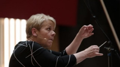 vienna orchestra celebrates 50th birthday with new woman chief vienna orchestra celebrates 50th birthday with new woman chief