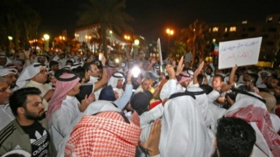 hundreds protest corruption in kuwait hundreds protest corruption in kuwait
