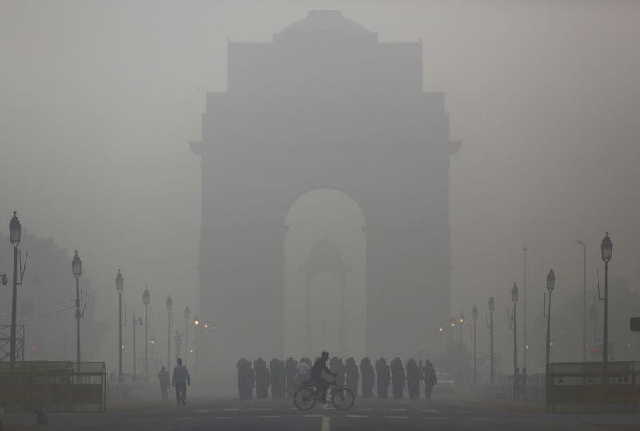 smog in new delhi photo reuters