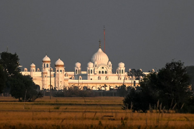 the shrine of baba guru nanak dev at gurdwara darbar sahib is seen in kartarpur near the indian border on november 8 2019 photo afp the shrine of baba guru nanak dev at gurdwara darbar sahib is seen in kartarpur near the indian border on november 8 2019 photo afp
