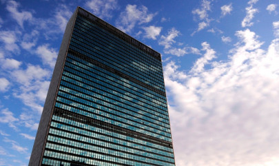 un to help implement new growth strategy