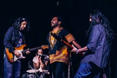 karachi s devotional night becomes dreamier with arena rock and spiritual kalaams karachi s devotional night becomes dreamier with arena rock and spiritual kalaams