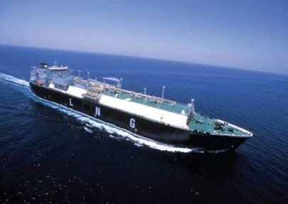 lng import project govt to accept bid at 80 of oil price