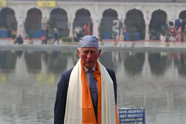 britain 039 s prince charles visits the gurudwara bangla sahib a prominent sikh house of worship in new delhi on november 13 2019 photo afp britain 039 s prince charles visits the gurudwara bangla sahib a prominent sikh house of worship in new delhi on november 13 2019 photo afp
