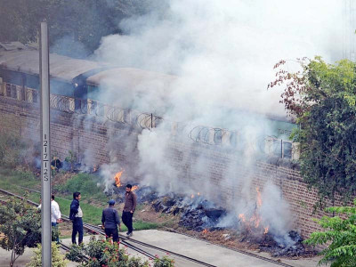 lahore s air quality still hazardous lahore s air quality still hazardous