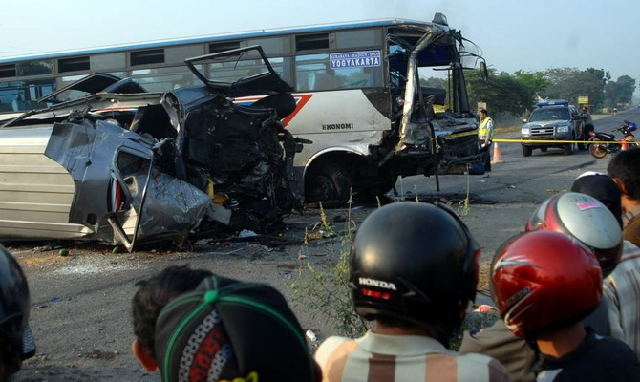 the fatal accident which also left 16 people injured happened shortly after midnight on a route in west java photo afp