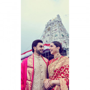 deepika padukone ranveer singh celebrate first wedding anniversary deepika padukone ranveer singh celebrate first wedding anniversary