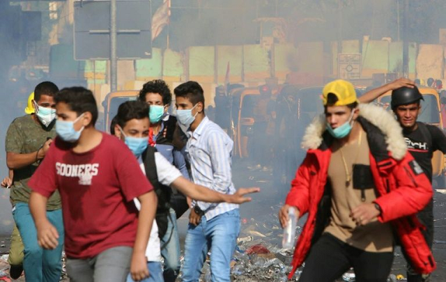 protests demanding a new leadership have rocked iraq 039 s capital and shiite majority south for weeks the demonstrators undeterred by government pledges of reform or the deaths of more than 300 people photo afp