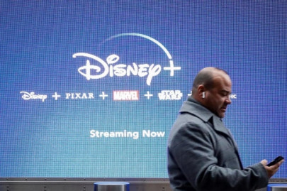 disney streaming exceeds expectations with 10 million sign ups disney streaming exceeds expectations with 10 million sign ups