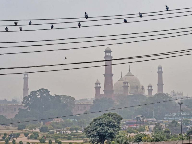 schools close for two days as air quality worsens in punjab schools close for two days as air quality worsens in punjab