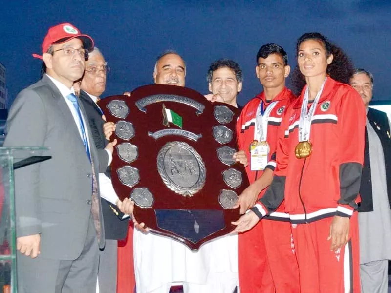 best performing athletes of the pakistan army receive the 33rd national games championship trophy photo express best performing athletes of the pakistan army receive the 33rd national games championship trophy photo express