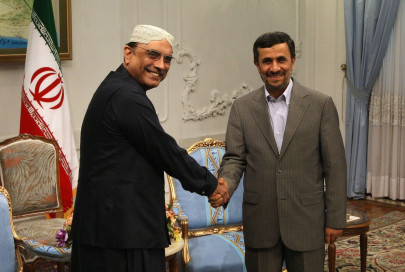 bilateral talks zardari to meet ahmdinejad tomorrow