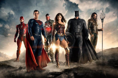 gal gadot ben affleck join justice league fans in demanding releasethesnydercut gal gadot ben affleck join justice league fans in demanding releasethesnydercut