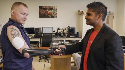 new tech puts virtual sense of touch at our fingertip