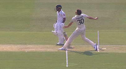 watch controversial decision halts pakistan fightback watch controversial decision halts pakistan fightback