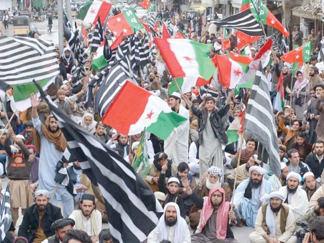 opposition parties hold a demonstration at manan chowk in quetta photo inp opposition parties hold a demonstration at manan chowk in quetta photo inp