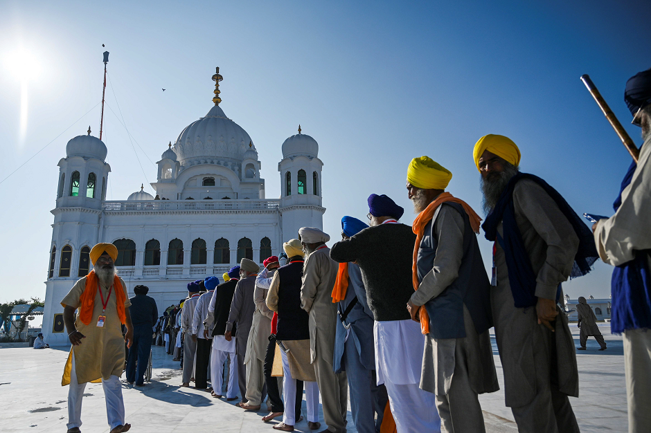 india throws spanner in the kartarpur works