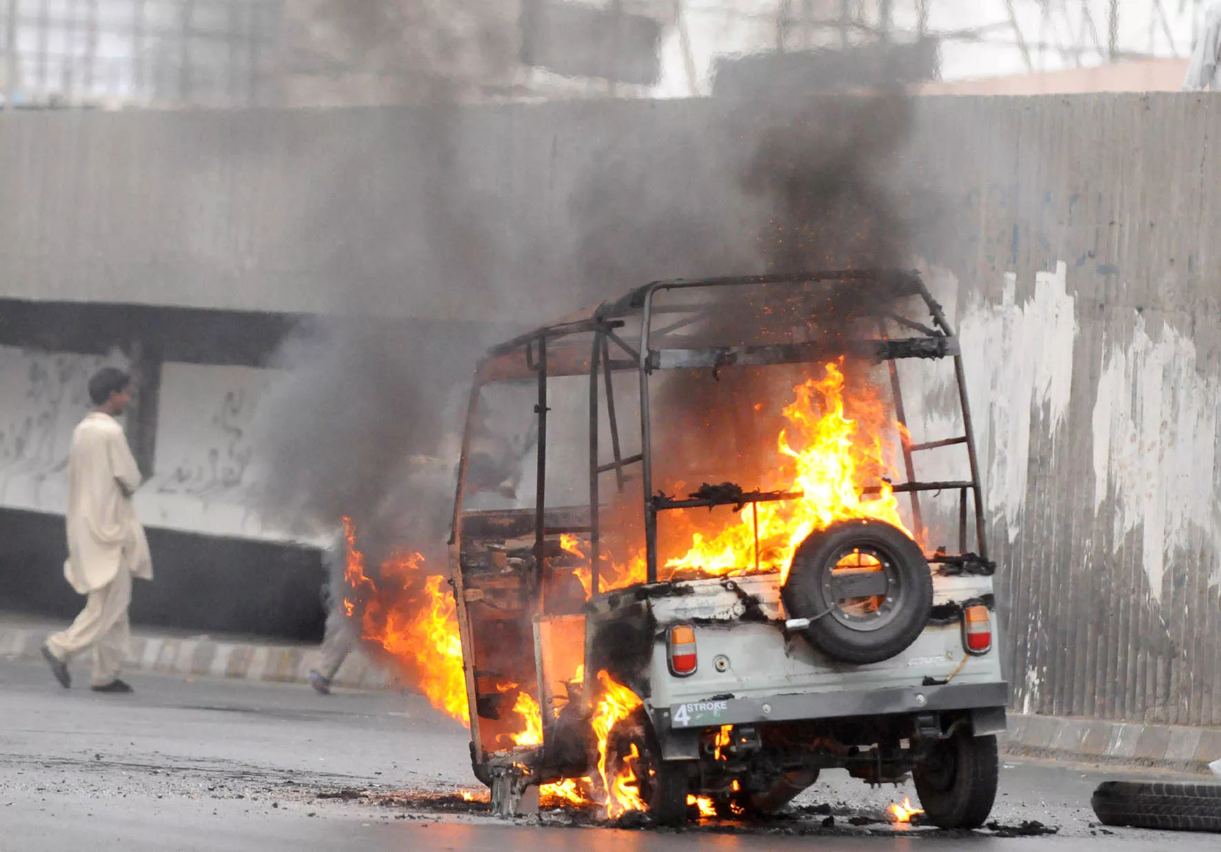 karachi violence fpcci calls for improved law and order karachi violence fpcci calls for improved law and order
