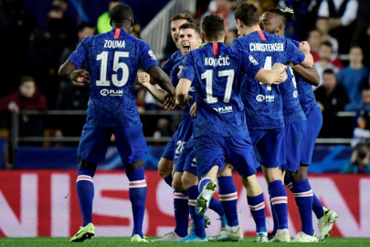 chelsea made to wait for last 16 spot after thrilling draw in valencia chelsea made to wait for last 16 spot after thrilling draw in valencia