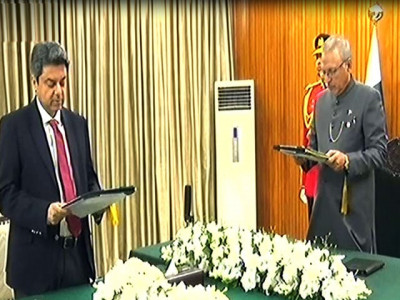 farogh naseem takes oath as federal minister again