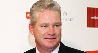 jones defends pakistan cricketer after being mocked by australian journalist jones defends pakistan cricketer after being mocked by australian journalist