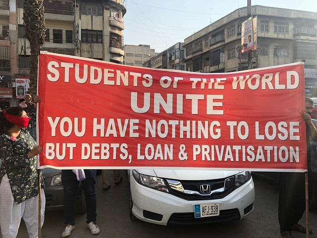 scores of students march from regal chowk to karachi press club to the beat of resistance photo express scores of students march from regal chowk to karachi press club to the beat of resistance photo express