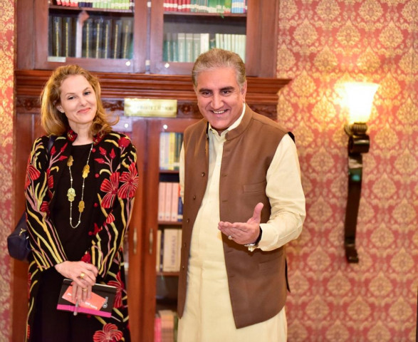 hrh princess sarah zeid calls on shah mehmood qureshi in islamabad photo smqureshipti twitter hrh princess sarah zeid calls on shah mehmood qureshi in islamabad photo smqureshipti twitter