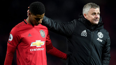 man utd blow another lead to lose ground ahead of mourinho s return