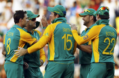 steyn sparks india collapse after tendulkar ton