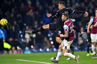 jesus finds goal touch as man city bounce back to thrash burnley jesus finds goal touch as man city bounce back to thrash burnley