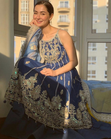 photo instagram hania aamir photo instagram hania aamir