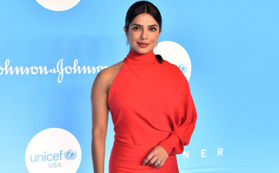 priyanka chopra receives danny kaye humanitarian award