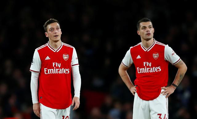 defeat leaves the gunners in 10th place and 10 points adrift of fourth placed chelsea photo afp defeat leaves the gunners in 10th place and 10 points adrift of fourth placed chelsea photo afp