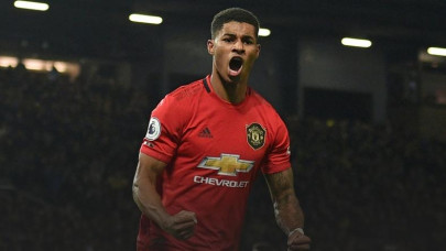 manchester giants seek derby delight as liverpool threaten to burst beyond reach manchester giants seek derby delight as liverpool threaten to burst beyond reach