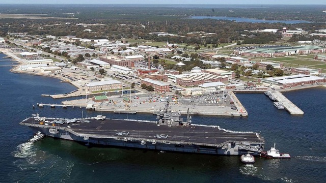 us naval air station hosts 16 000 military personnel and more than 7 000 civilians photo afp