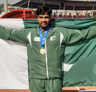 2019 sag pakistan s javelin thrower arshad nadeem wins gold qualifies for 2020 olympics