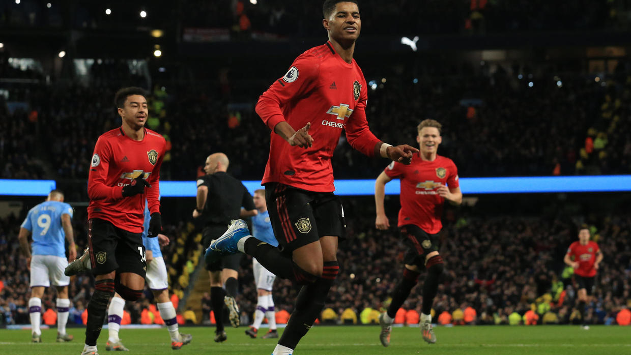 united have beaten tottenham and now manchester city 2 1 to climb up to fifth and within five points of the top four photo afp