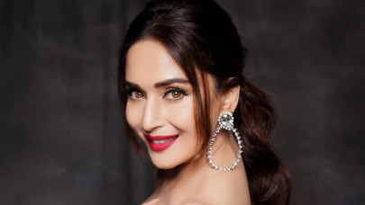 madhuri dixit to make her netflix debut with a series produced by karan johar madhuri dixit to make her netflix debut with a series produced by karan johar