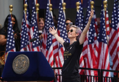 rapinoe adds a goal for 2020 helping democrats win white house rapinoe adds a goal for 2020 helping democrats win white house