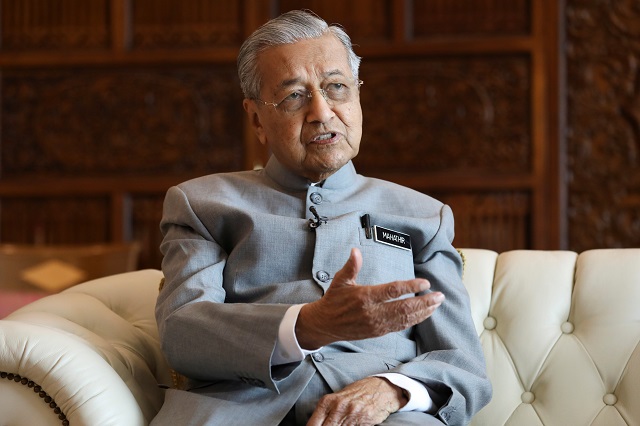 malaysia 039 s prime minister mahathir mohamad speaks during an interview in putrajaya malaysia photo reuters