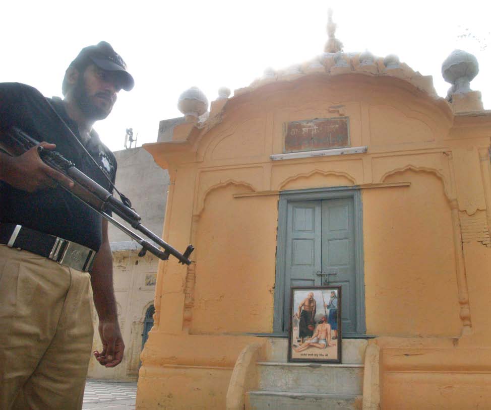 sikhs kept out of their own temple for shab e barat