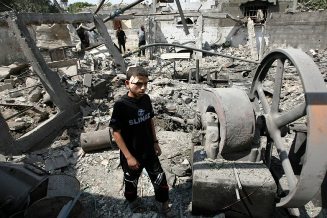 seven hurt in israeli raid on gaza sources seven hurt in israeli raid on gaza sources