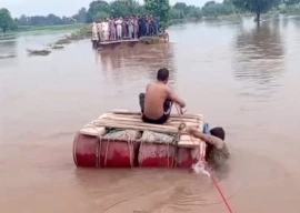 fresh alerts as sutlej chenab swell further fresh alerts as sutlej chenab swell further