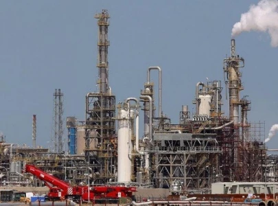 steps on to execute refinery policy