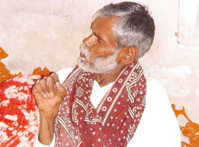 seraiki poet shakir shujaabadi hospitalised